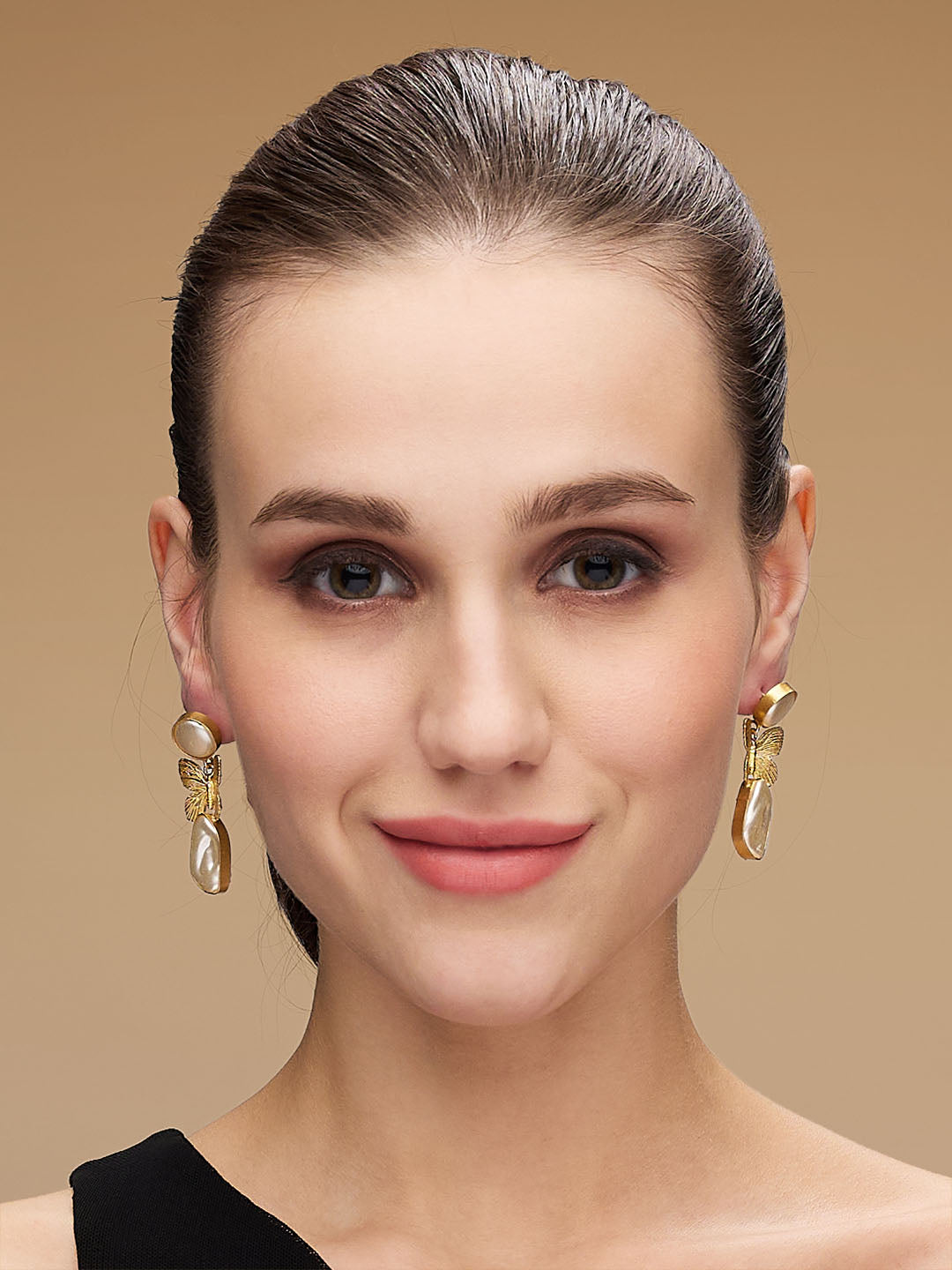 Gold-Plated Pearls Beaded Animal Shaped Drop Earrings