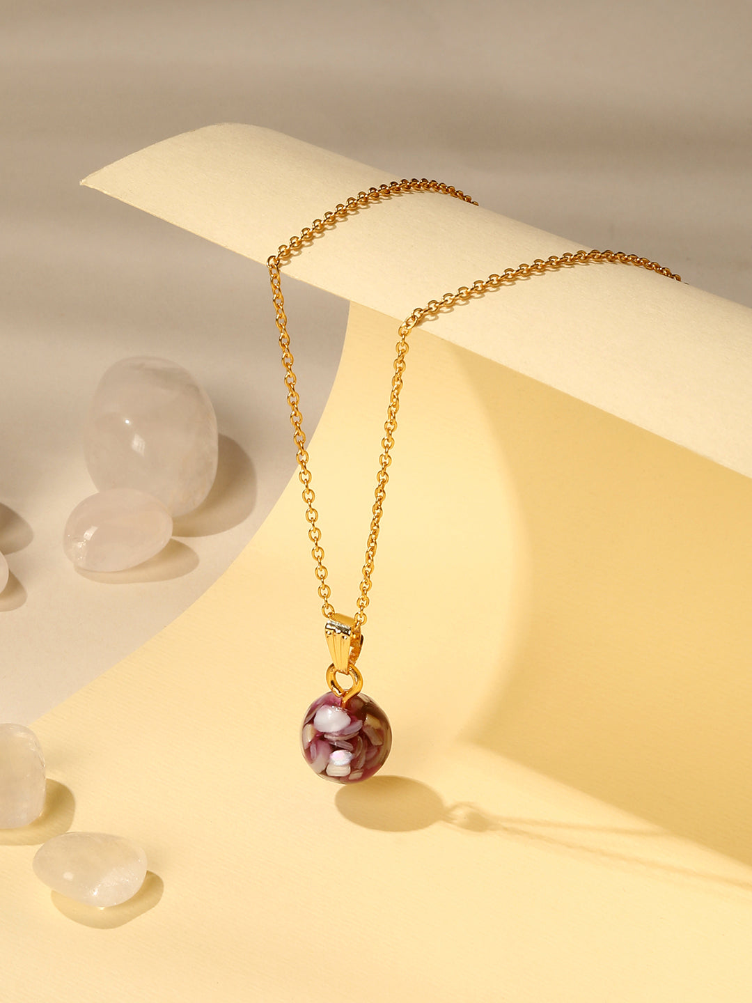 Contemporary Gold-Plated Pearl Charm Pendant With Chain For Women