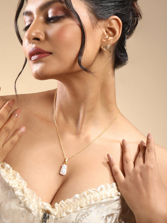 Gold-Plated Pearl Pendant With Chain For Women