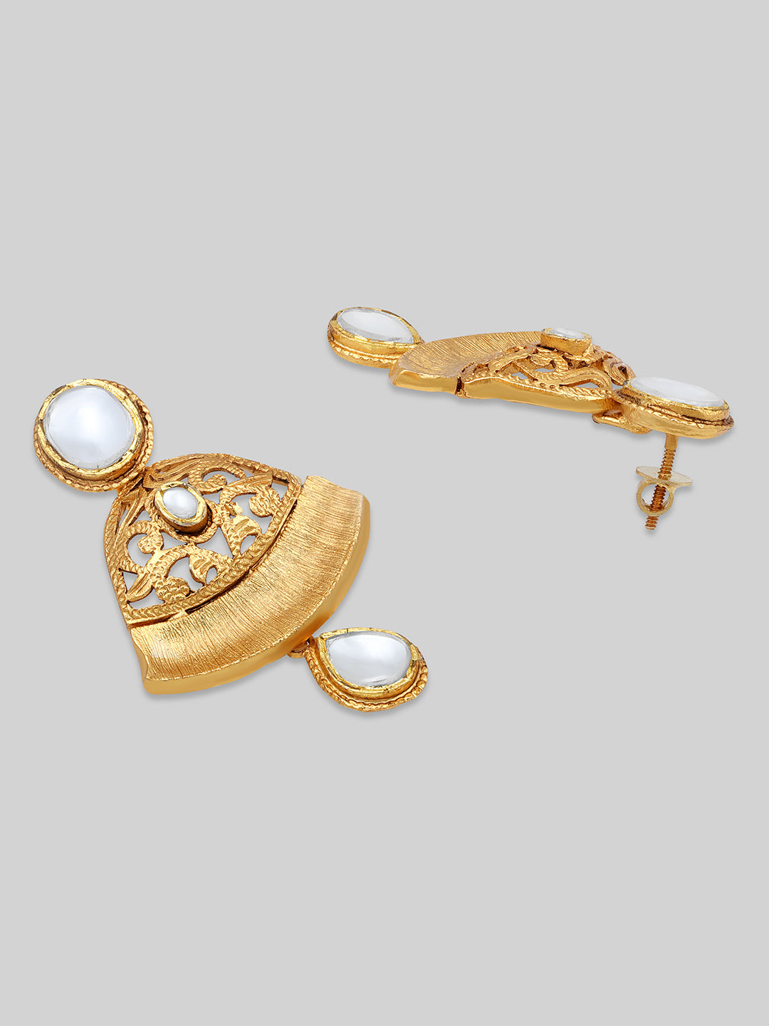 Gold-Plated Kundan Necklace Setwith Dangle Earrings