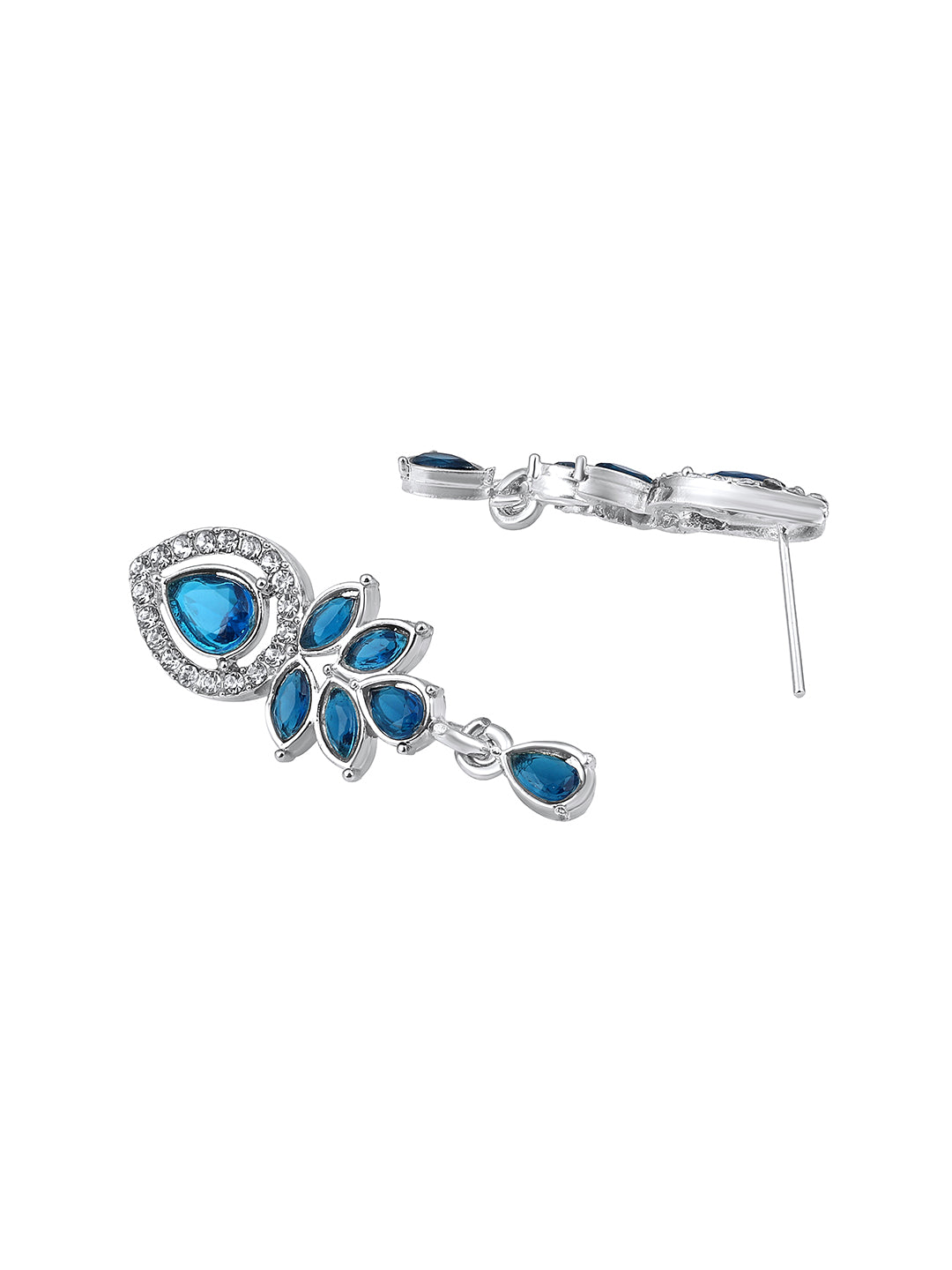 Rhodium plated blue stone choker jewellery set with matching earrings and maang tikka
