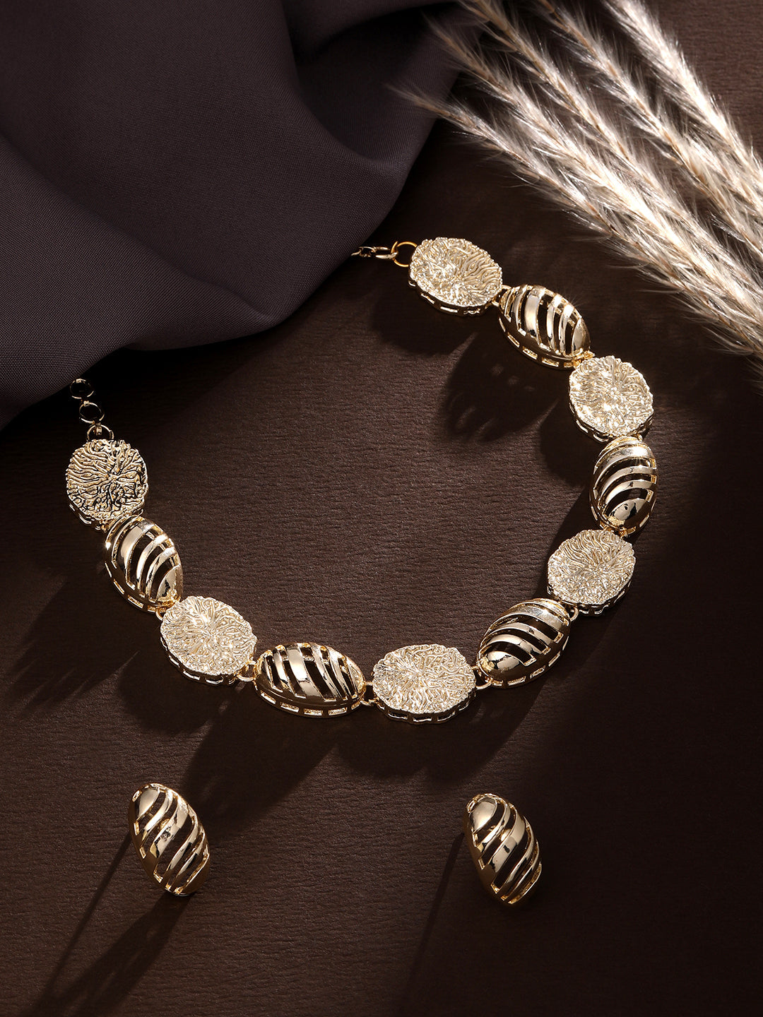 Contemporary Matte Gold Plated Choker Jewellery Set