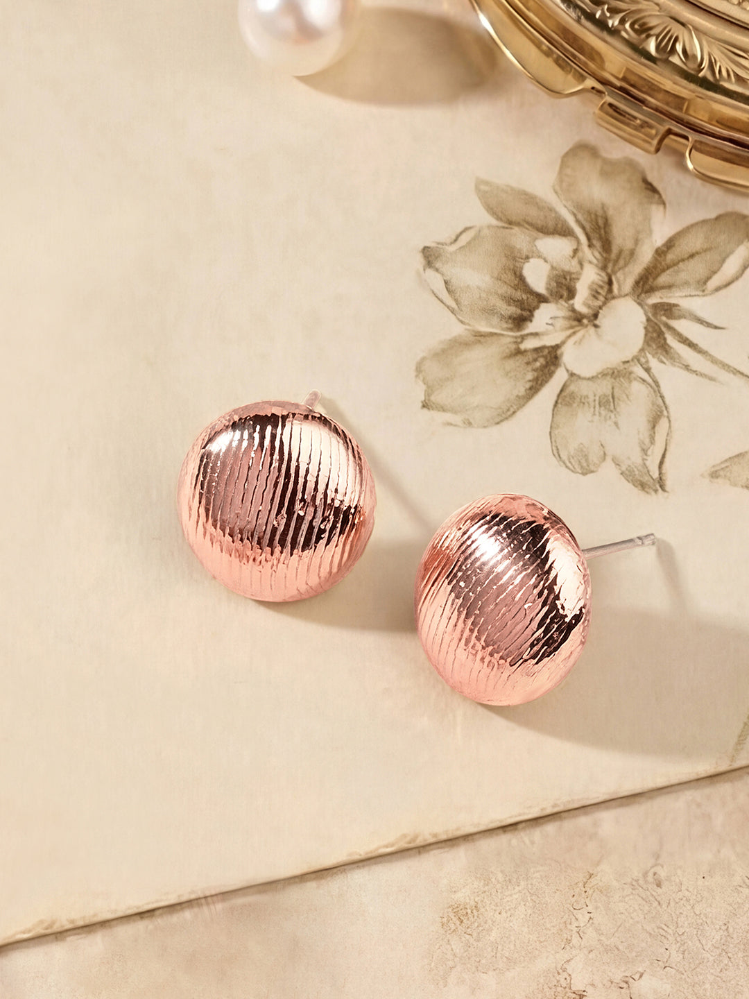 Rosegold-Plated Handcrafted Stud Earring With The Closure Of Push Back