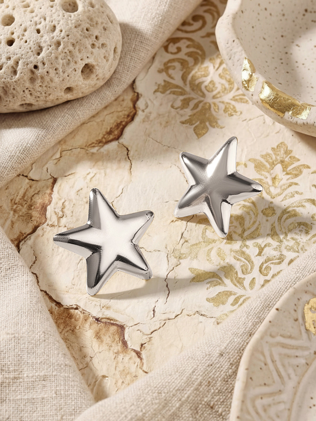 Silver Plated  Handcrafted Stud Earring With The Closure Of Push Back