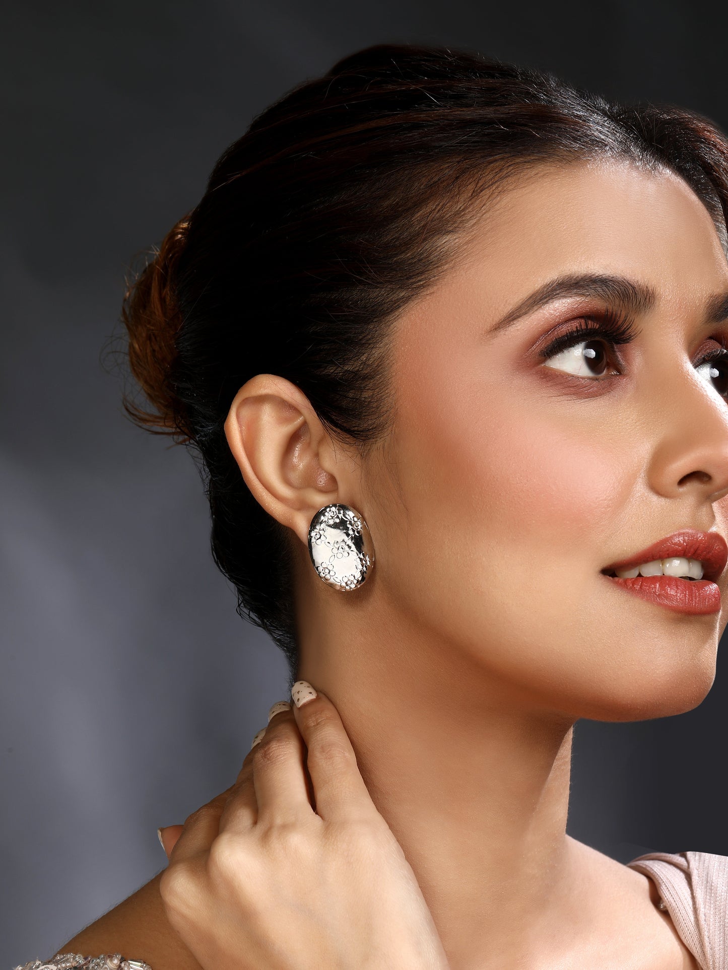 Silver Plated  Handcrafted Stud Earring With The Closure Of Push Back