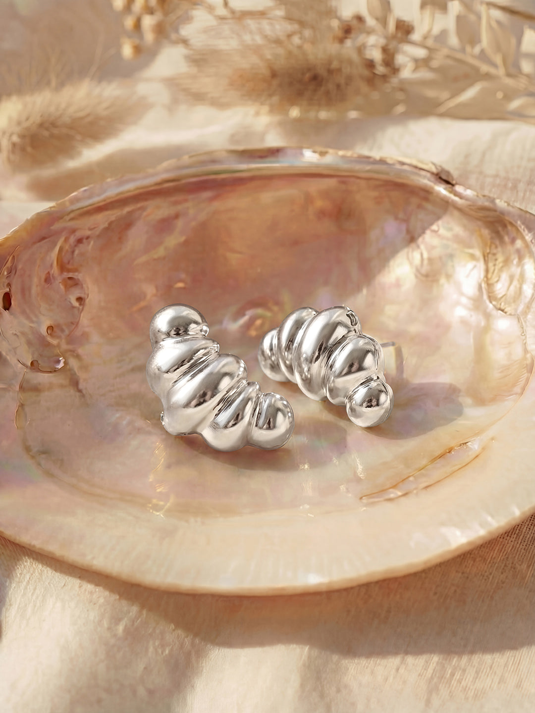 Silver Plated  Handcrafted Stud Earring With The Closure Of Push Back