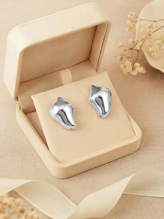 Silver Plated  Handcrafted Stud Earring With The Closure Of Push Back