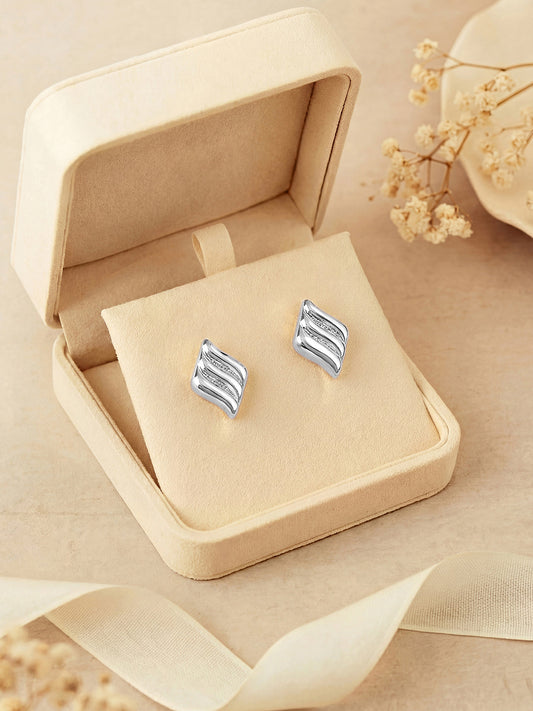 Silver Plated  Handcrafted Stud Earring With The Closure Of Push Back