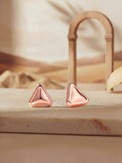 Rosegold-Plated Handcrafted Stud Earring With The Closure Of Push Back