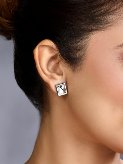 Silver Plated  Handcrafted Stud Earring With The Closure Of Push Back