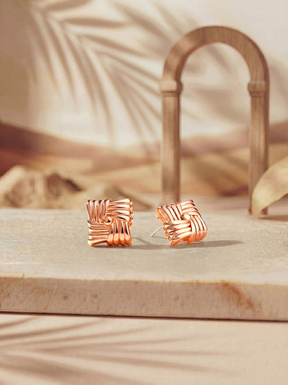 Rosegold-Plated Handcrafted Stud Earring With The Closure Of Push Back