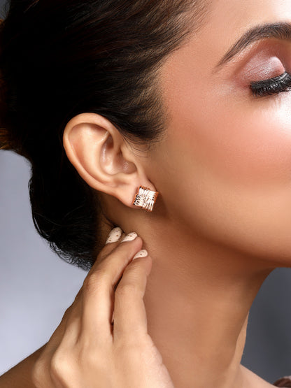 Rosegold-Plated Handcrafted Stud Earring With The Closure Of Push Back