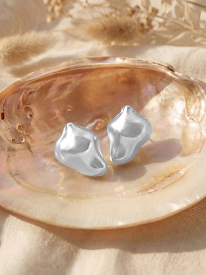 Silver Plated  Handcrafted Stud Earring With The Closure Of Push Back