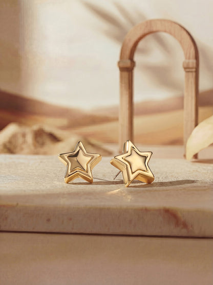 Gold-Plated Handcrafted Stud Earring With The Closure Of Push Back