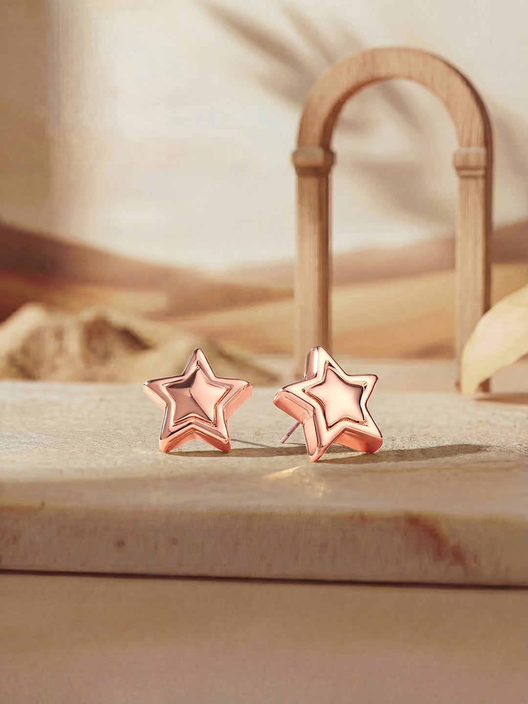 Rosegold-Plated Handcrafted Stud Earring With The Closure Of Push Back