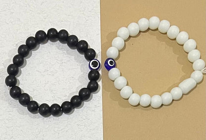 Silver Plated Bracelet With Black And White Pearls.