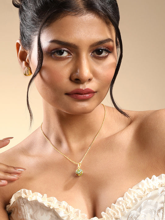 Contemporary Gold-Plated Pearl Charm Pendant With Chain For Women