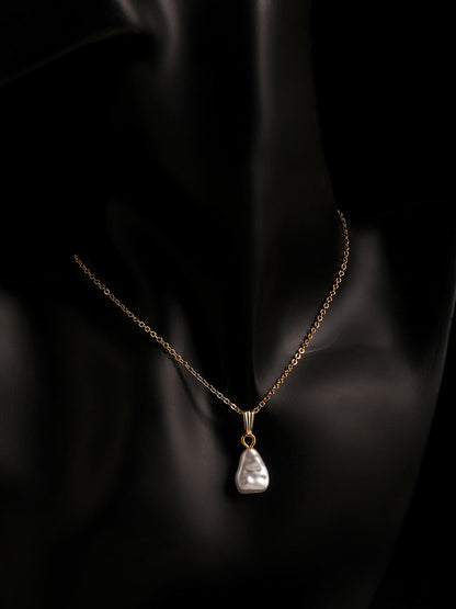 Contemporary Gold-Plated Pearl Charm Pendant With Chain For Women