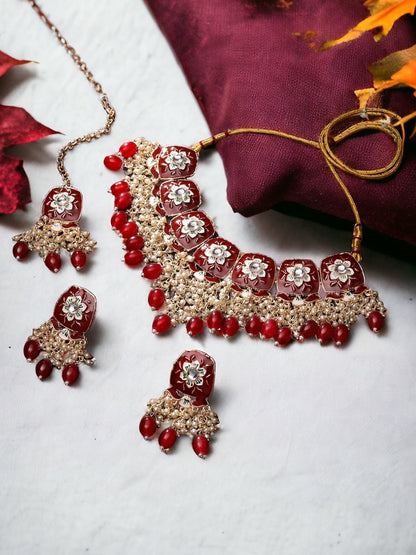 Gold-Plated Meenakari Kundan & Pear Necklace Set With Drop Earring