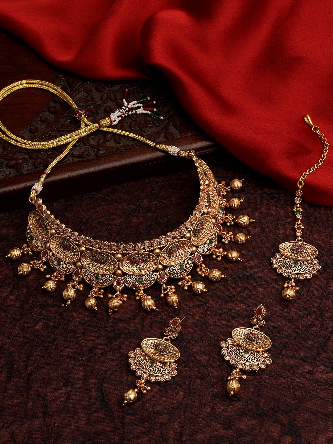 Gold-Plated Kundan Pearl Necklace Set With Dangle Earrings