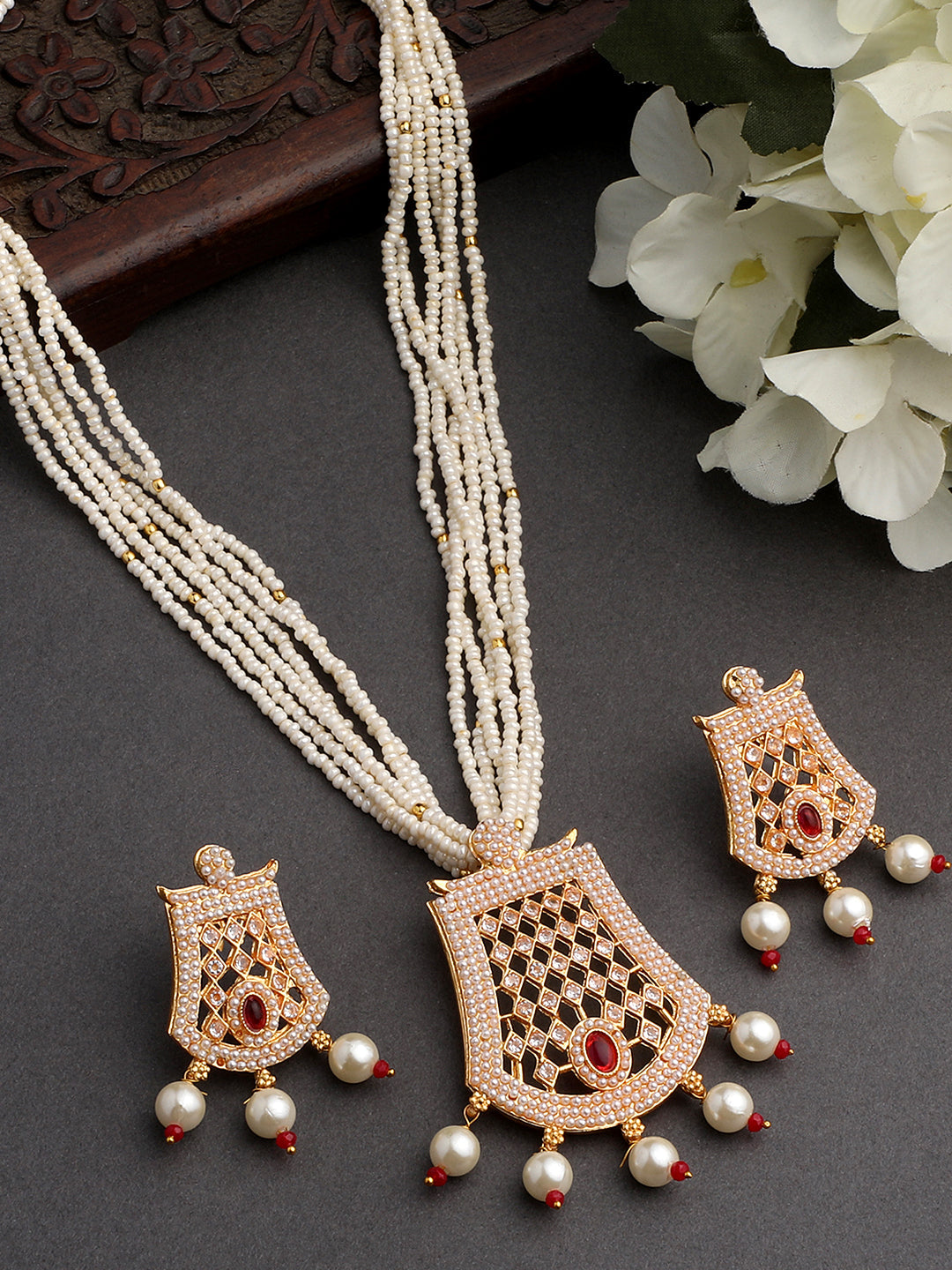 Gold-Plated Kundan Pearl Necklace Setwith Dangle Earrings