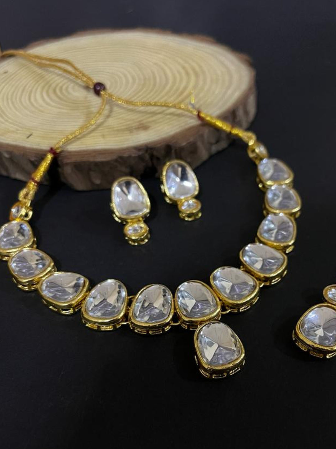 Gold-Plated Kundan Necklace Set With Drop Earring