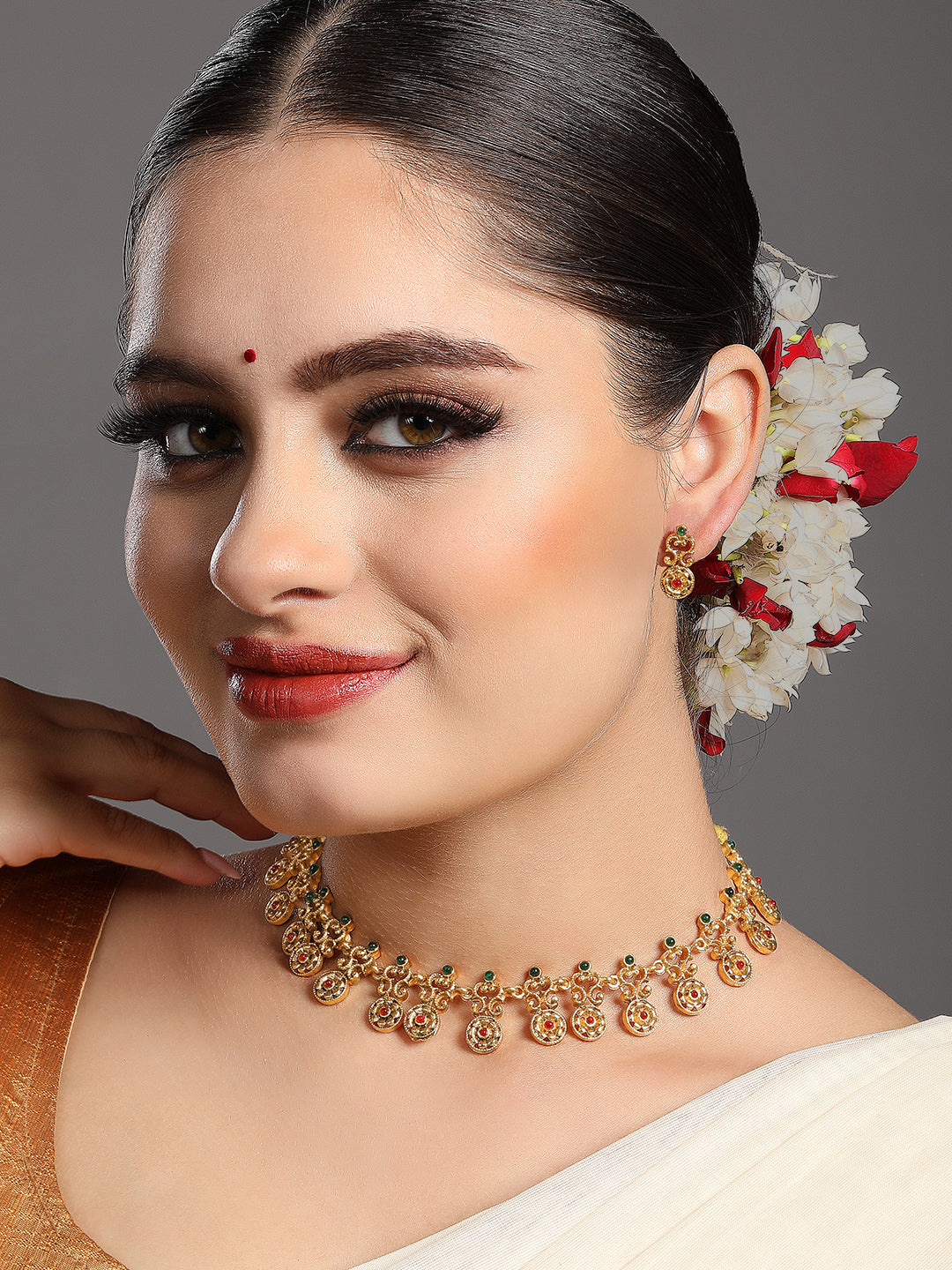 Gold-Plated Pearl Jewellery Set With Drop Earring