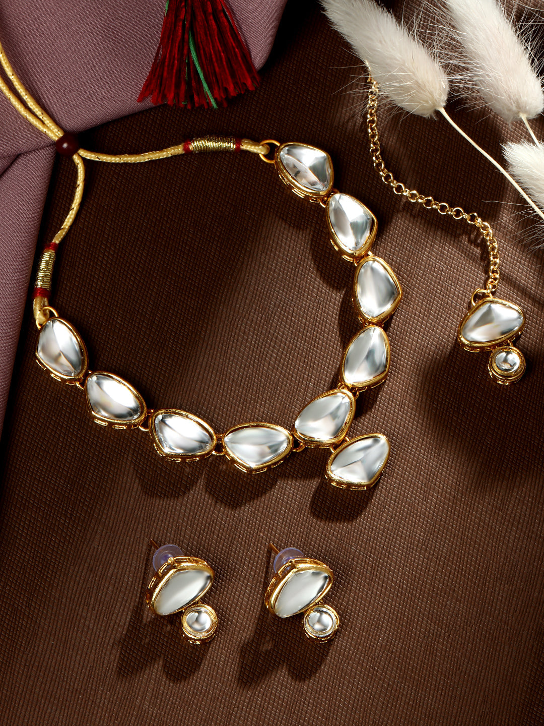 Gold-Plated Artificial Stone Necklace Set With Drop Earring