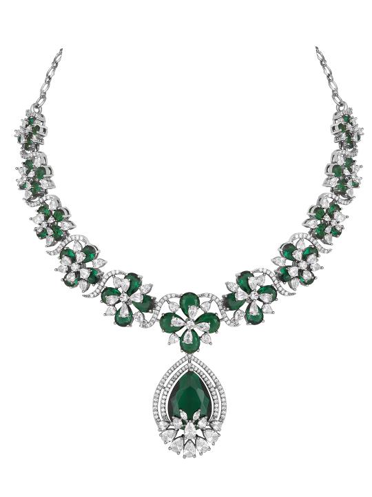 Luxurious Silver-Plated Emerald Green Floral Choker Necklace Set with Drop Earrings