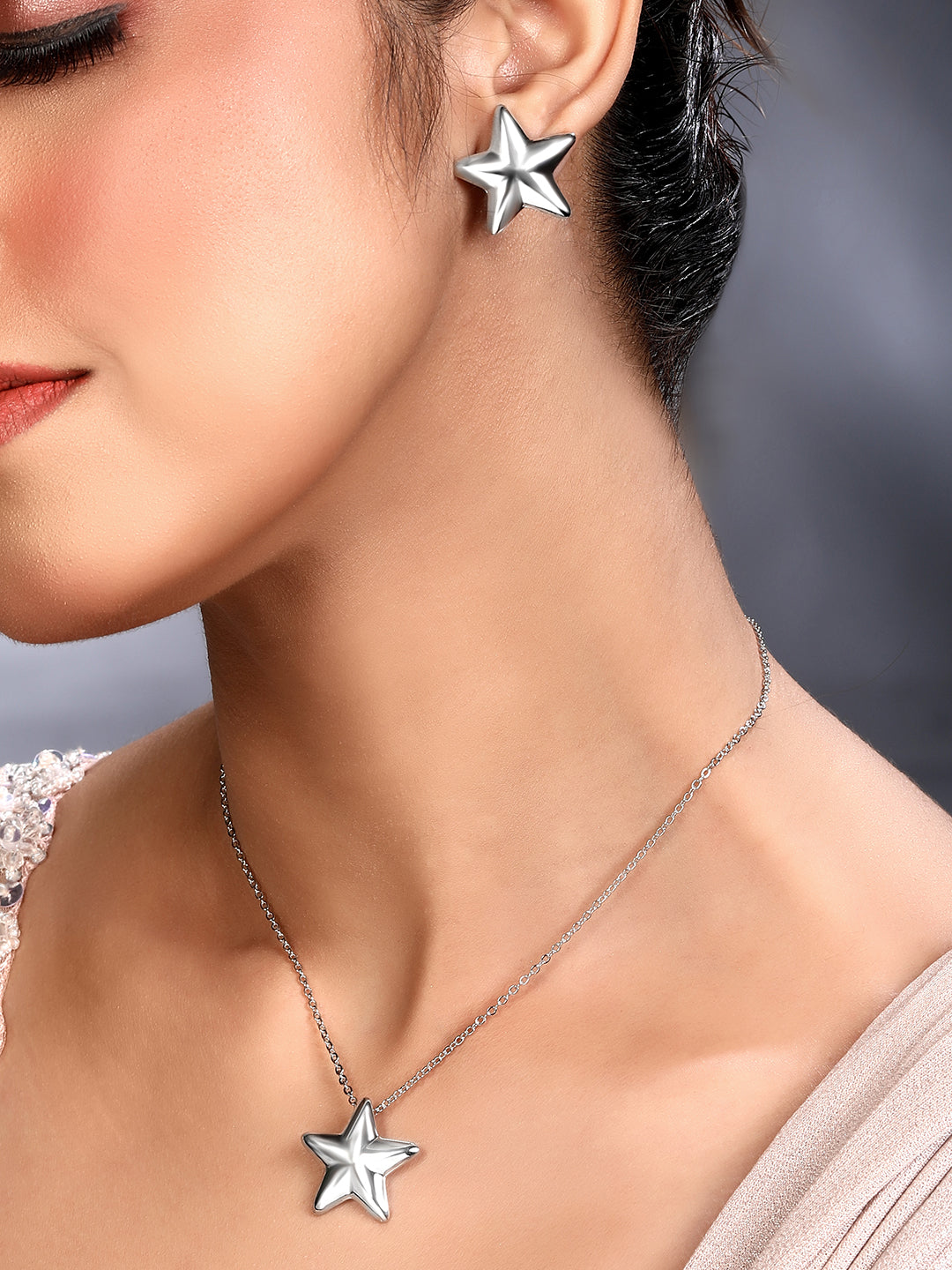 Silver Plating Handcrafted Pendant Set With Stud Earring