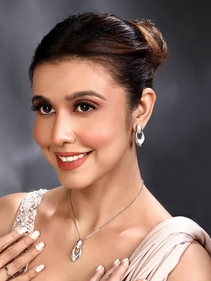 Silver Plating Handcrafted Pendant Set With Stud Earring