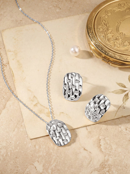 Silver Plating Handcrafted Pendant Set With Stud Earring
