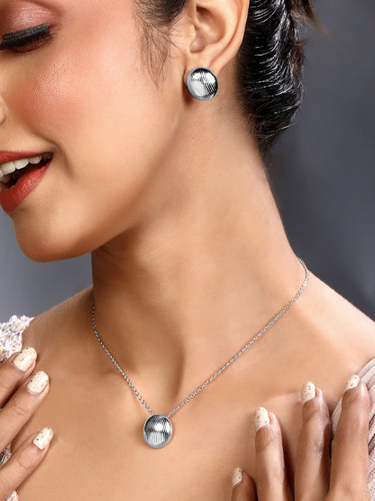 Silver-Toned Textured Orb Pendant Necklace & Earrings Set